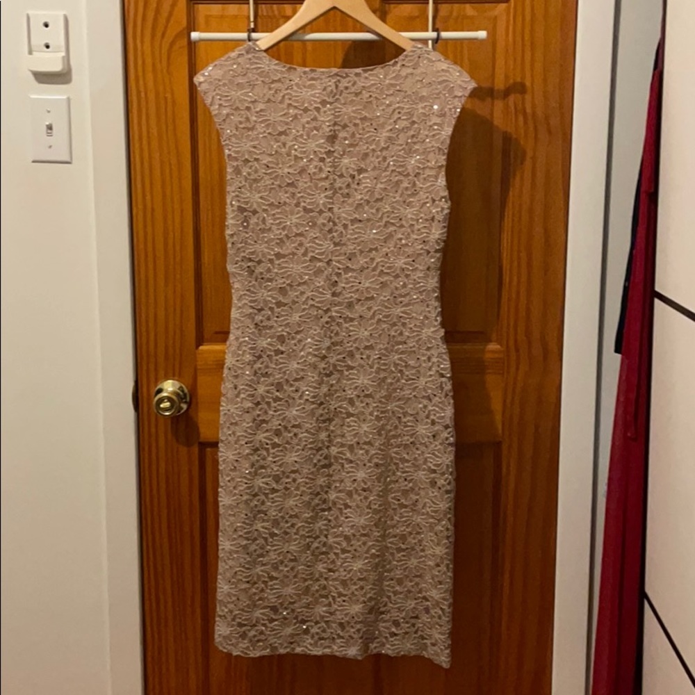 Simple and elegant - Picture 2 of 2